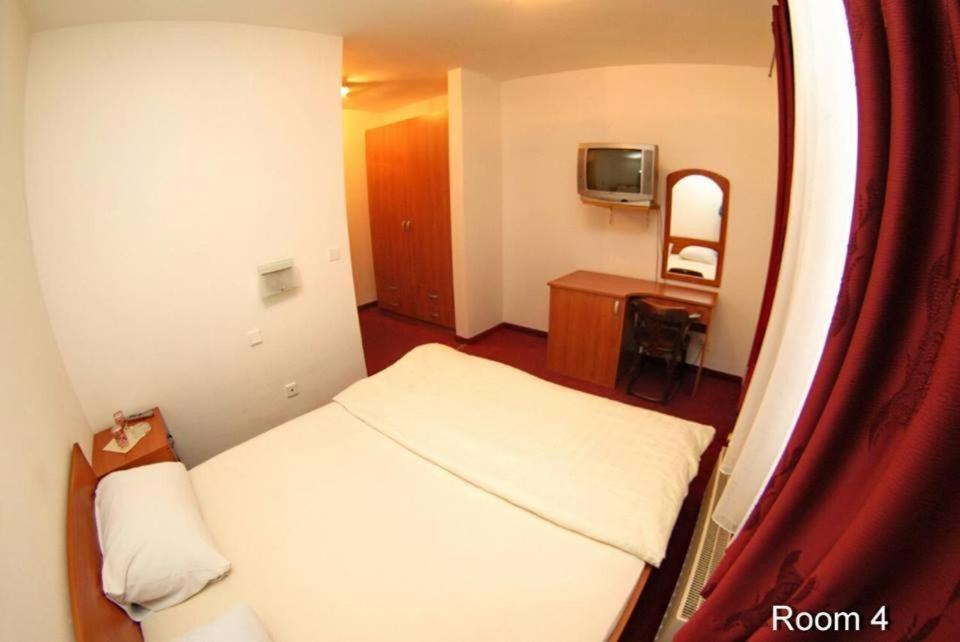 Motel Bella Italia Ilidža Kültér fotó